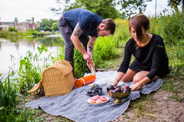 Picnic Engagement Session